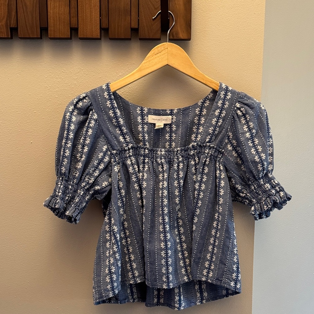 Treasure & Bond Blue and White Floral Blouse